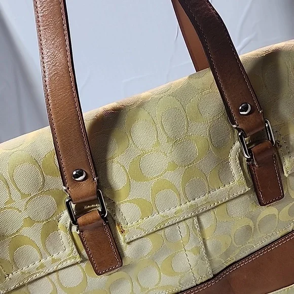Coach VTG Hampton Signature satchel bag, yellow color - Picture 14 of 16